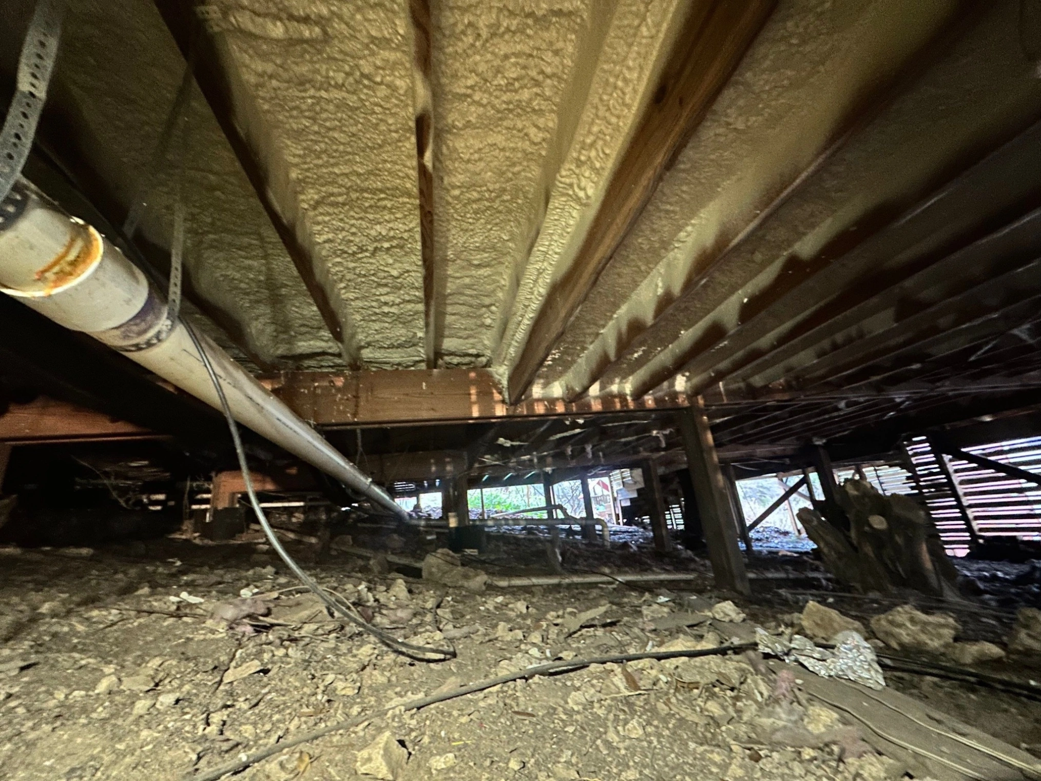 Spray foam insulation in a crawl space